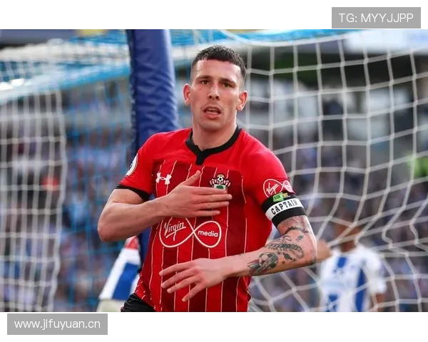 英超南安普顿防守