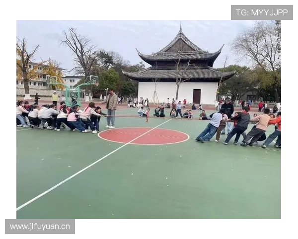 阿尔卡塞尔射门方式解析：高效终结与灵活跑位结合