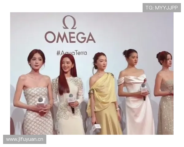 古力穿得比明星还贵，朋友聚会他却像邻家大哥？