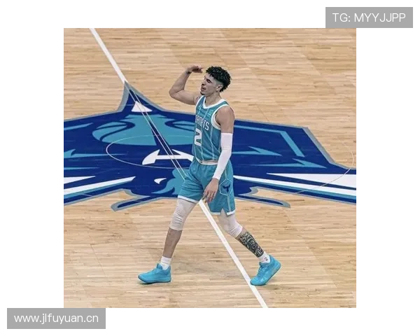 拉梅洛·鲍尔无球跑位提升传球效率显著拉开球队组织空间